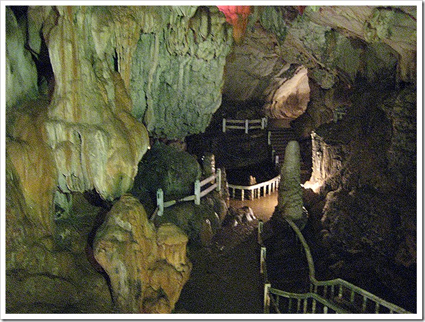 タムチャン洞窟(Tham Chang)