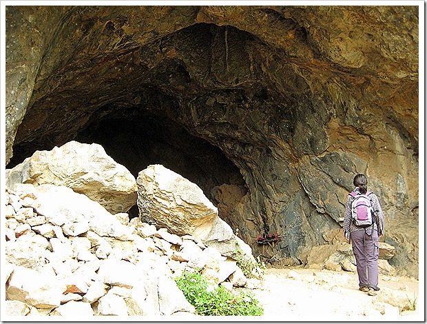タムピウ洞窟(Tham Piew Cave)