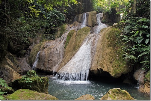 タート・トン滝(Tad Thong Waterfall)
